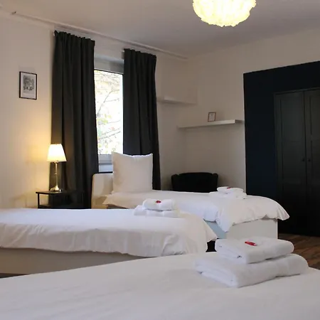 Homestay szállás Mit 3 Einzelbetten Im Zentrum Von Paderborn